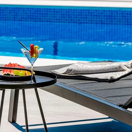 Βίλα Maris Mlini