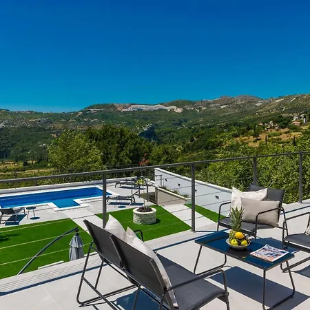 Maris Βίλα Mlini